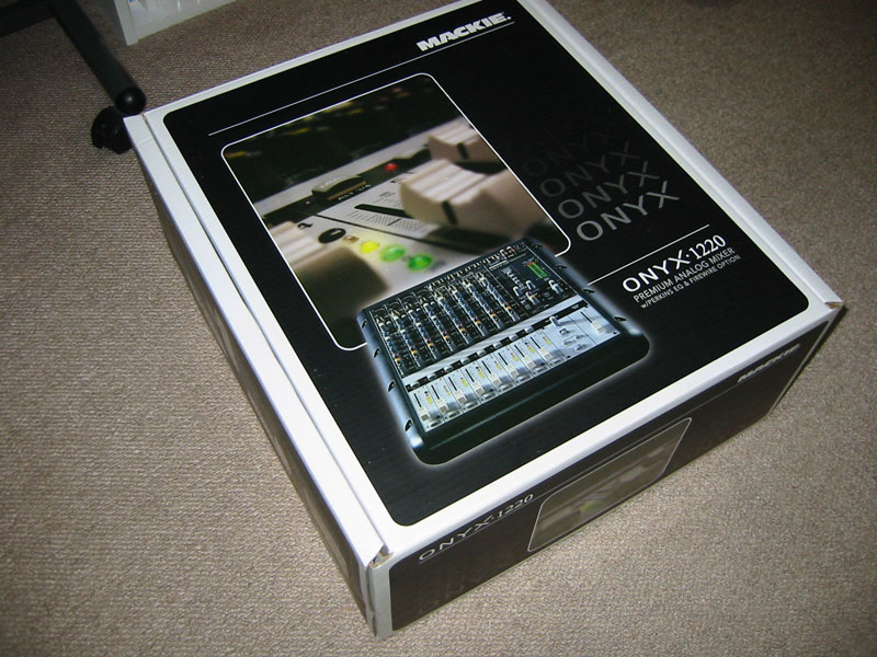 onyx1220box.jpg